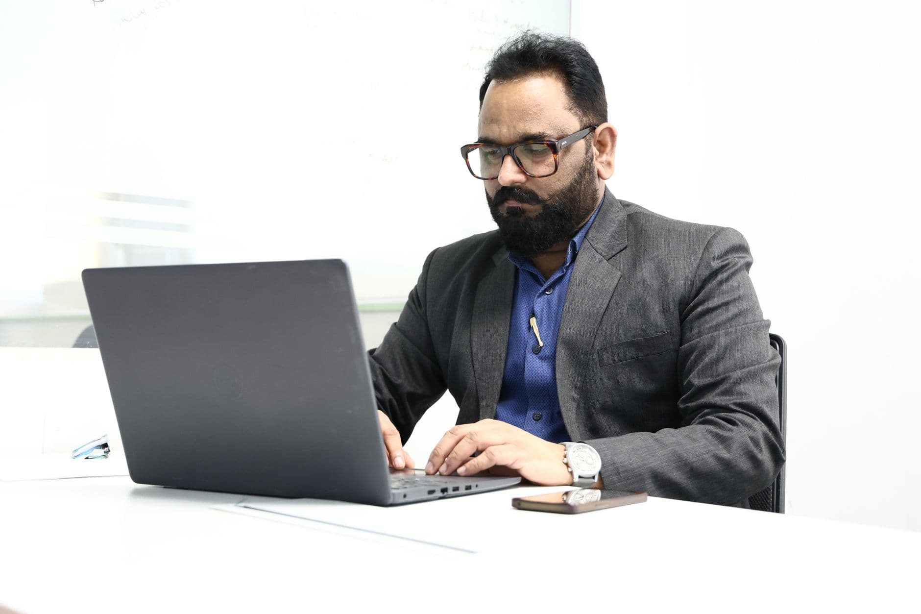 From Search Console Data to a Hub-and-Spoke Content Plan