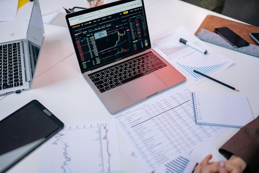 Comment élaborer une stratégie SEO technique complète en 2026 ?