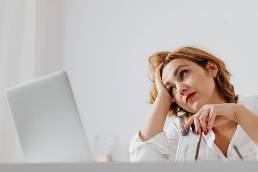 SEO Frankrijk vergelijking: lokaal bureau of AI-platform voor 2027?
